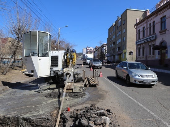 Сети ЖКХ меняют перед ремонтом дорог по нацпроекту в Чите