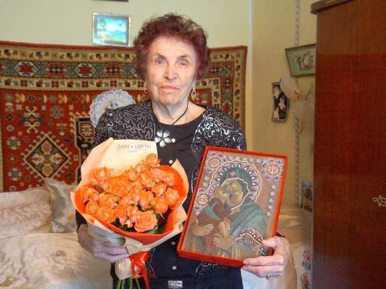 Вице-спикер Госдумы РФ поздравила с 95-летием ветерана войны в Ставрополе