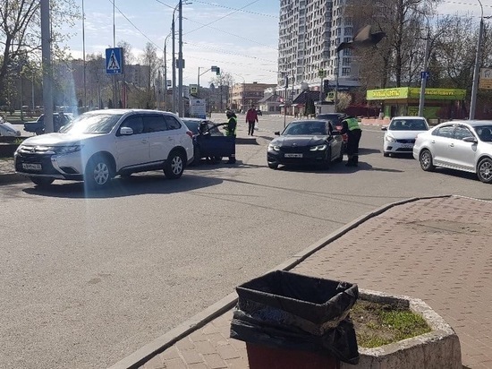 В Брянске начались массовые проверки наличия пропусков у автомобилистов