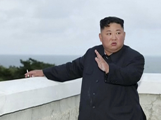Ким Чен Ын спрятался от коронавируса на пляжной вилле