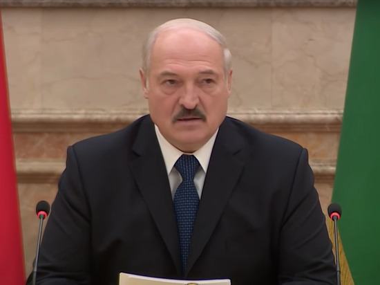 Лукашенко назвал коронавирус божьим наказанием за образ жизни людей
