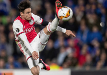 Королевский футбольный союз Нидерландов в пятницу принял решение завершить сезон в Эредивизи и не определять чемпиона