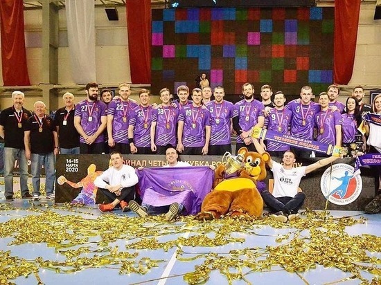 Чеховских гандболистов снова признали Чемпионами России