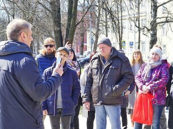 В Ярославле прошел сход против введения электронных пропусков