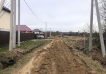 По просьбам жителей в Серпухове отремонтировали еще одно дорожное покрытие