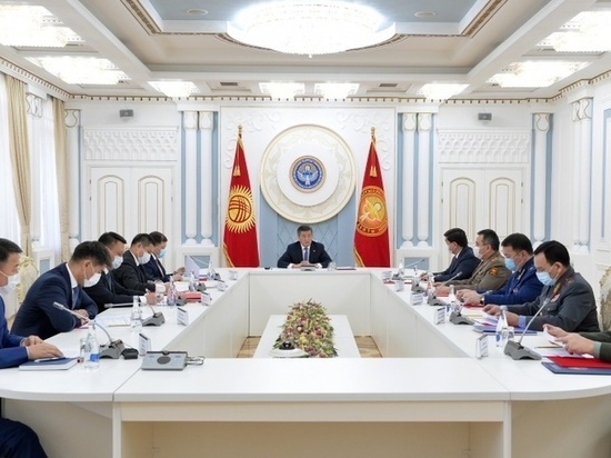 В Кыргызстане продлили режим ЧП в городах Бишкек, Ош и Джалал-Абад