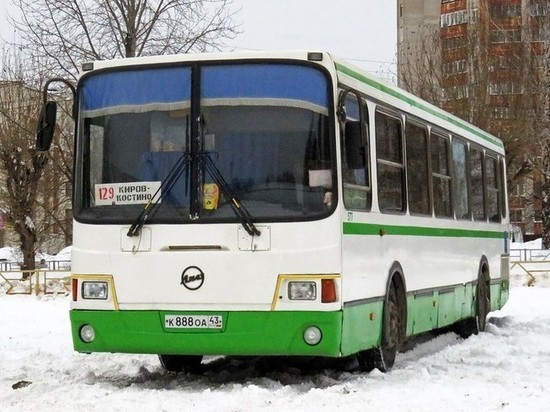 Междугородние автобусные рейсы в Кирове отменили на неизвестный срок