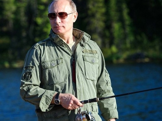 Путин пожелал волонтеру по коронавирусу поймать щуку на 20 кг