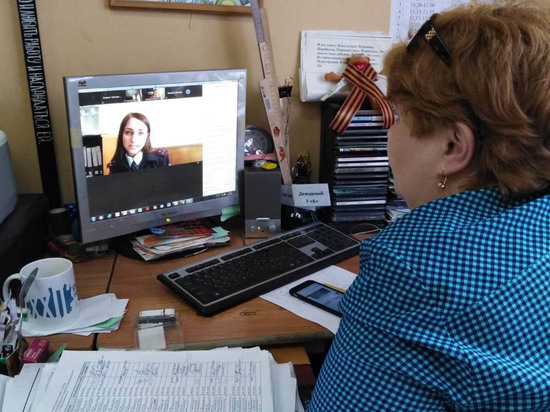 В Иванове сотрудники ГИБДД провели онлайн-занятие с учителями и школьниками