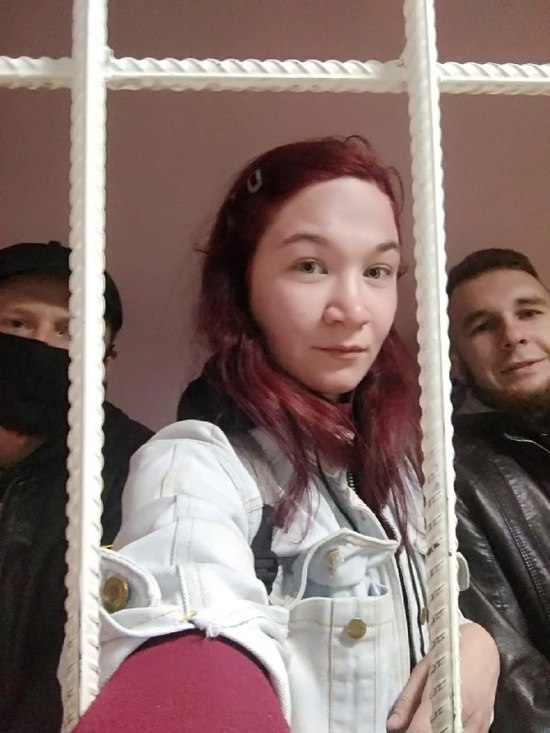 Барнаульских нацболов задержали на первомайском пикете