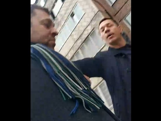 Журналист обвинил депутата-единоросса в нападении: душил и называл "падлой"