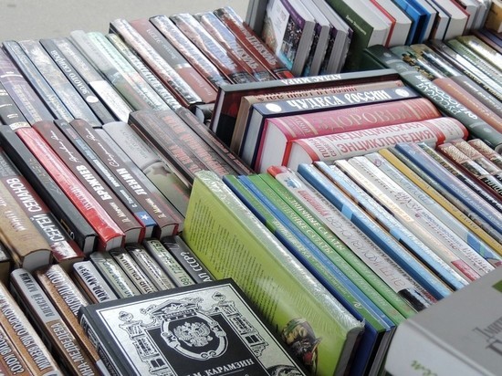 Минкомсвязи попросило открыть книжные магазины в мае