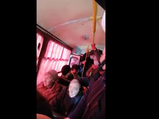 Орловцы жалуются на заполненные автобусы
