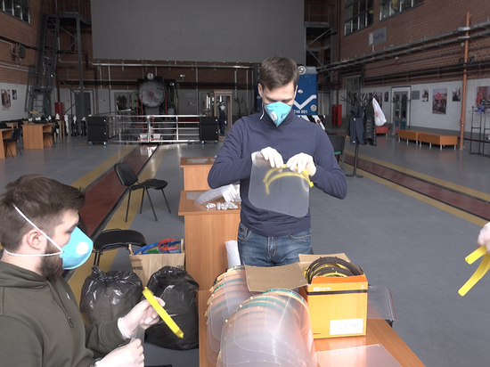 В технопарке "Кваториум" ДЖД начали изготавливать средства защиты для врачей ГКБ №40, где лежат больные с коронавирусом