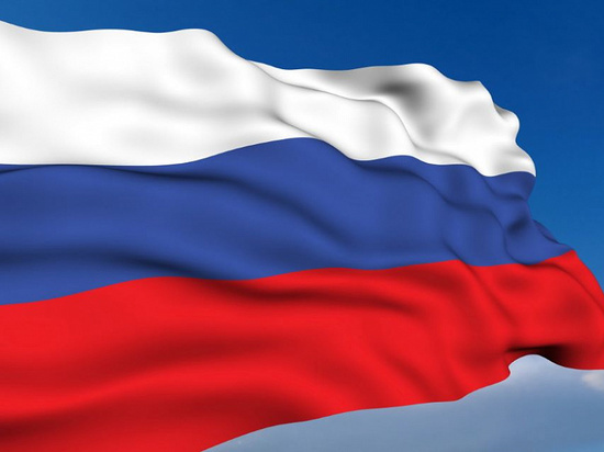 Жителям Кубани предложили вывесить в окнах российские флаги