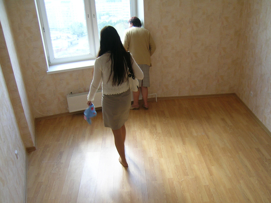 Вторичная недвижимость подешевела за месяц на 3-5 процентов, но россиянам теперь не до улучшения жилищных условий
