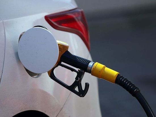 Топливный парадокс: бензин в дефиците при переизбытке нефти
