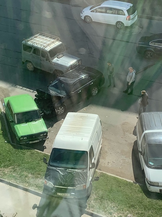 ДТП с участием четырех машин произошло в центре Пскова