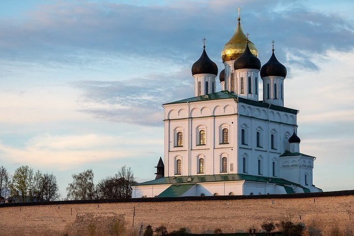 Троицкий собор, 78 м Псков