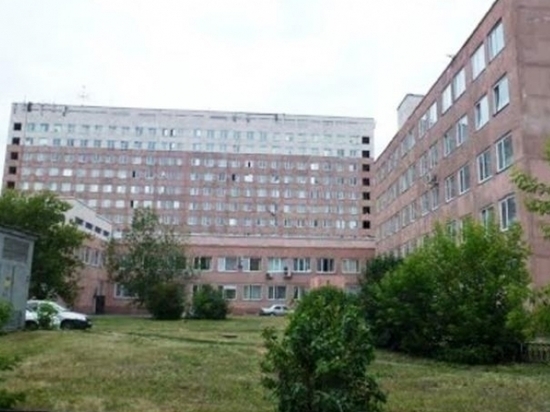 В Омске закрыли на карантин больницу