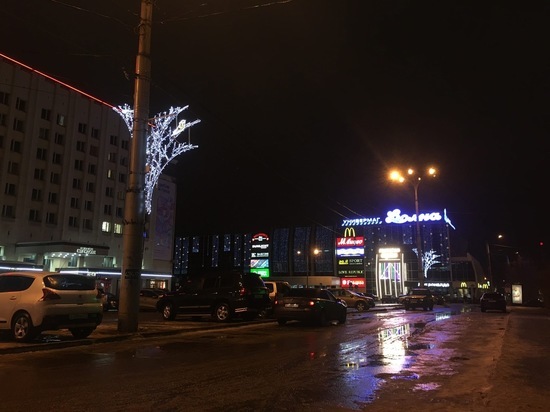 В Мурманске до августа отключили уличное освещение