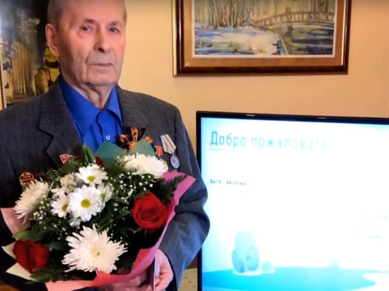 На Ямале чиновники начали дарить ветеранам телевизоры ко Дню Победы