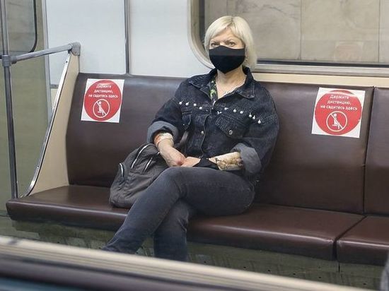 Собянин вводит обязательное ношение масок и перчаток в транспорте Москвы