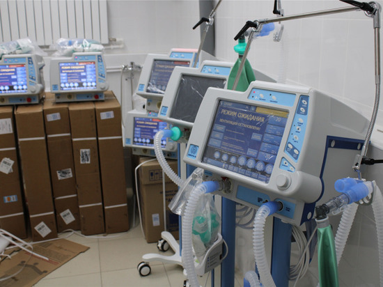 В чебоксарскую больницу поступило 10 новых аппаратов ИВЛ