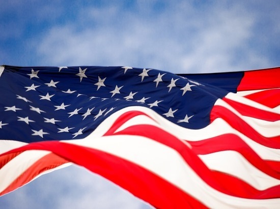 Сотрудник аппарата вице-президента США заразился коронавирусом