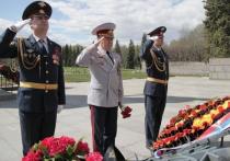 Сотрудники Управления федеральной службы исполнения наказания почтили память погибших блокадников, возложением венком и цветом к мемориалу на Пискаревском кладбище.

