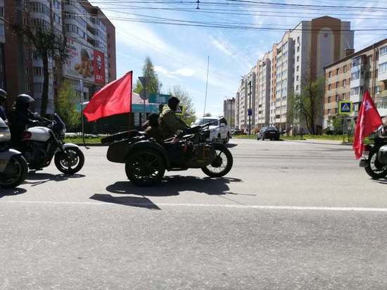 Как Смоленск отмечает праздник Великой Победы в условиях самоизоляции