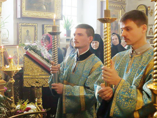 Певец из Волгограда пишет песни и готовится стать священником