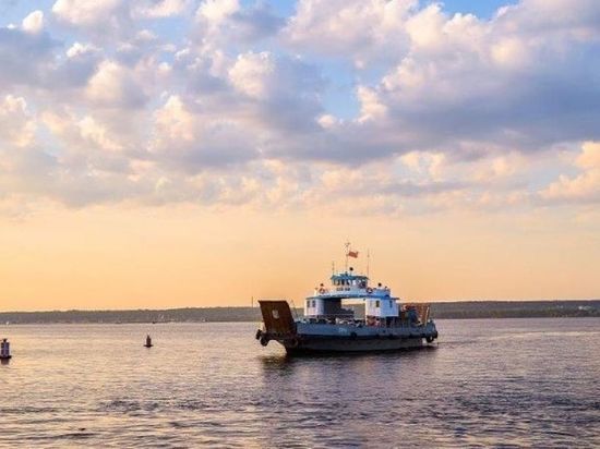 В РТ возобновлена работа паромной переправы Аракчино-Верхний Услон