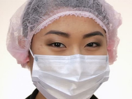 Калмыцкие медсестры в свой праздник получили в дар маски