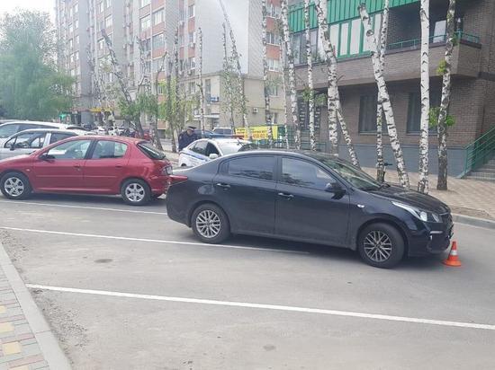 Восьмилетний мальчик попал в ДТП с иномаркой в Аксае