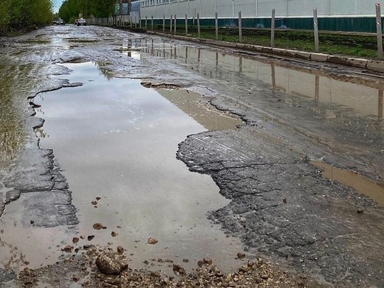 В Рязани рассмотрят вопрос о капремонте дороги на Прижелезнодорожной
