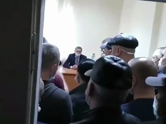 Нижегородский министр назвал «срежиссированным» протест медиков из-за невыплаты президентских надбавок