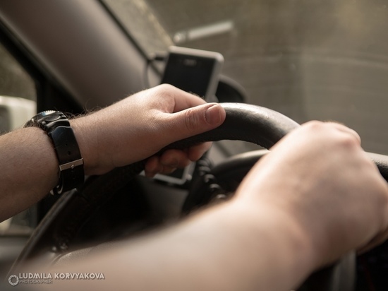 В Карелии водители могут не менять права до середины июля