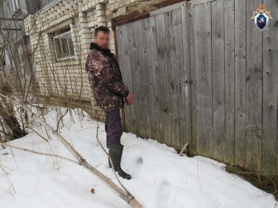 Житель Арбажского района изрезал ножом подростка