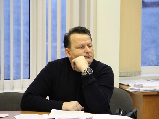 Обвиняемого во взяточничестве зампредседателя Петросовета освободили из-под стражи