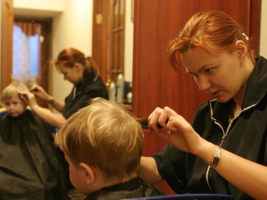 Собянин рассказал, когда в Москве откроют парикмахерские