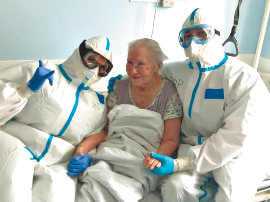 99-летняя москвичка героически вылечилась от коронавируса