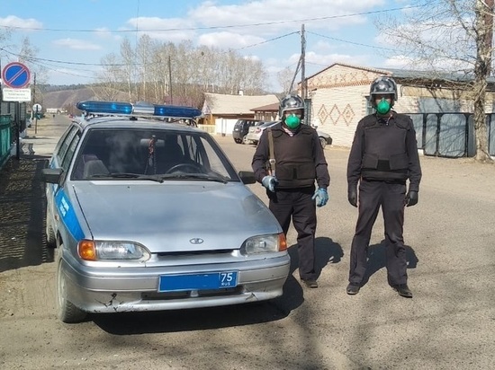 Росгвардейцы нашли во дворе поскандаливших забайкальцев таз с коноплей