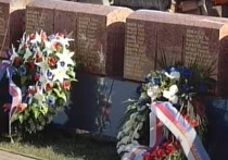 Посольство Чехии выразило протест по поводу осквернения памятника чехословацким легионерам в Челябинске, сообщается на сайте посольства