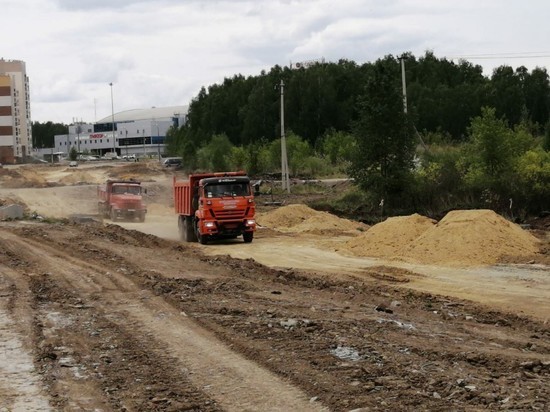 В Челябинске строят новую дорогу