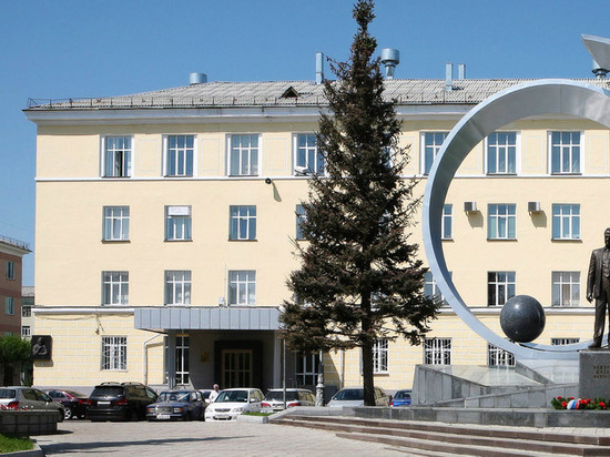 ФСБ провела обыски на предприятии «Информационные спутниковые системы» в Железногорске