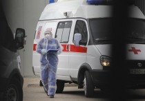 Массовые протесты медиков, возмущённых ничтожно малыми доплатами за работу с коронавирусными пациентами, прокатились по России