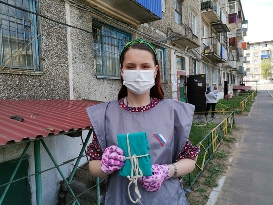 Волонтер ОНФ в Чите вернула пенсионерке потерянные деньги и документы