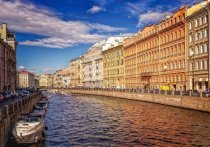С середины апреля – начала мая в Петербурге обычно высокий сезон – наплыв туристов из России и зарубежья