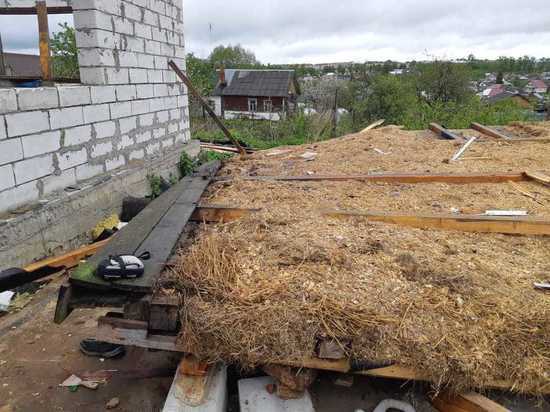 В Ясногорске рухнувшая крыша убила человека